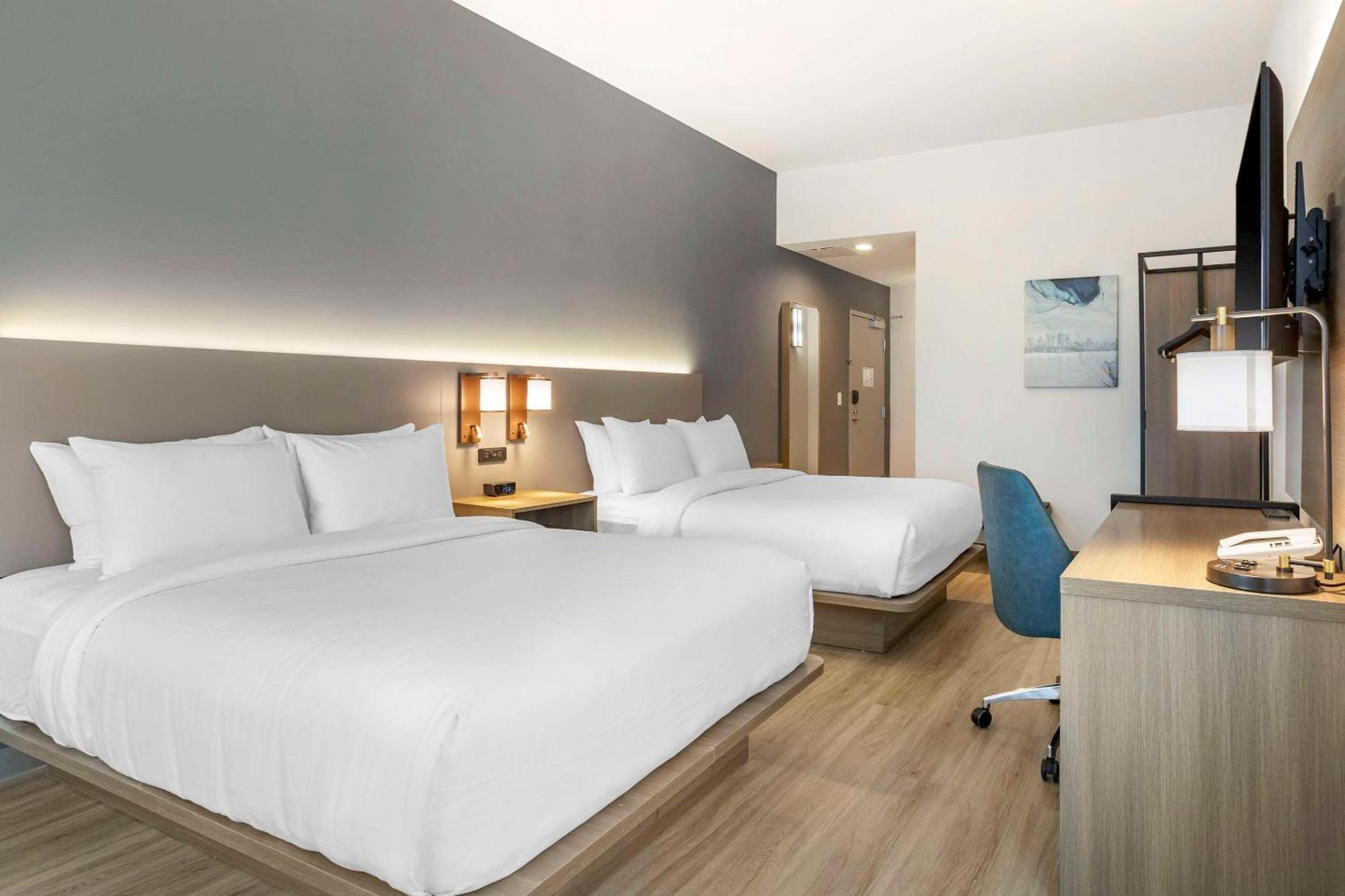 Comfort Inn & Suites Newark Liberty International Airport 외부 사진